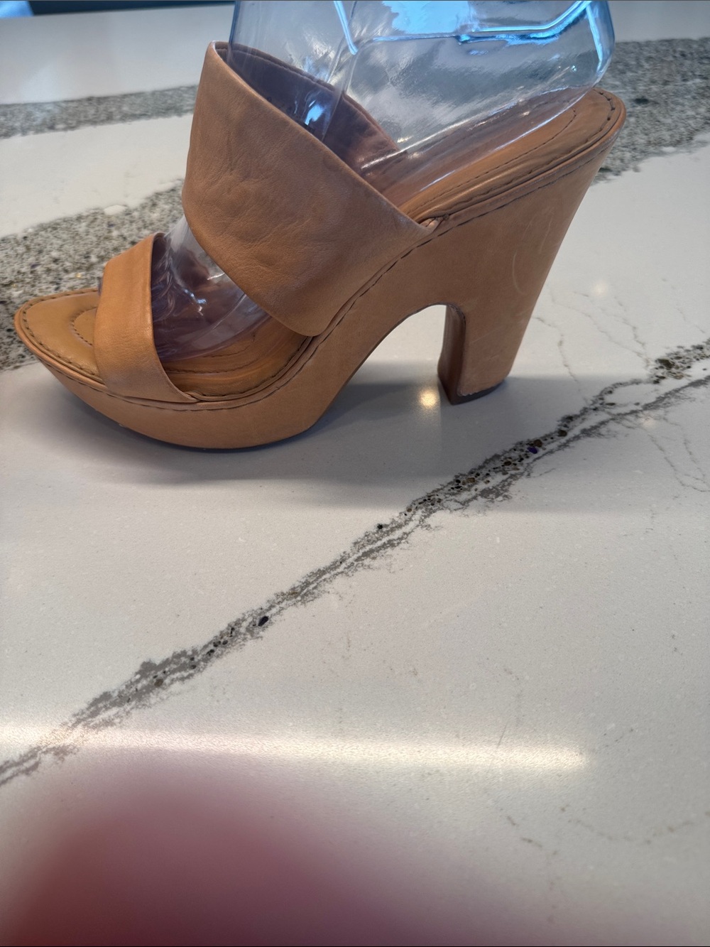 Born Tan Leather Platform Slide Heels Gently Worn Nice Leather Sz9 - Picture 3 of 16